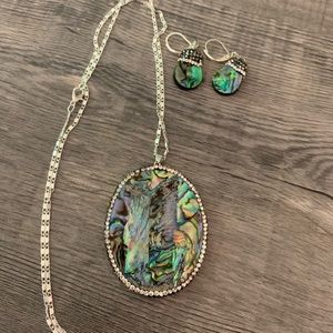 Abalone shell necklace set